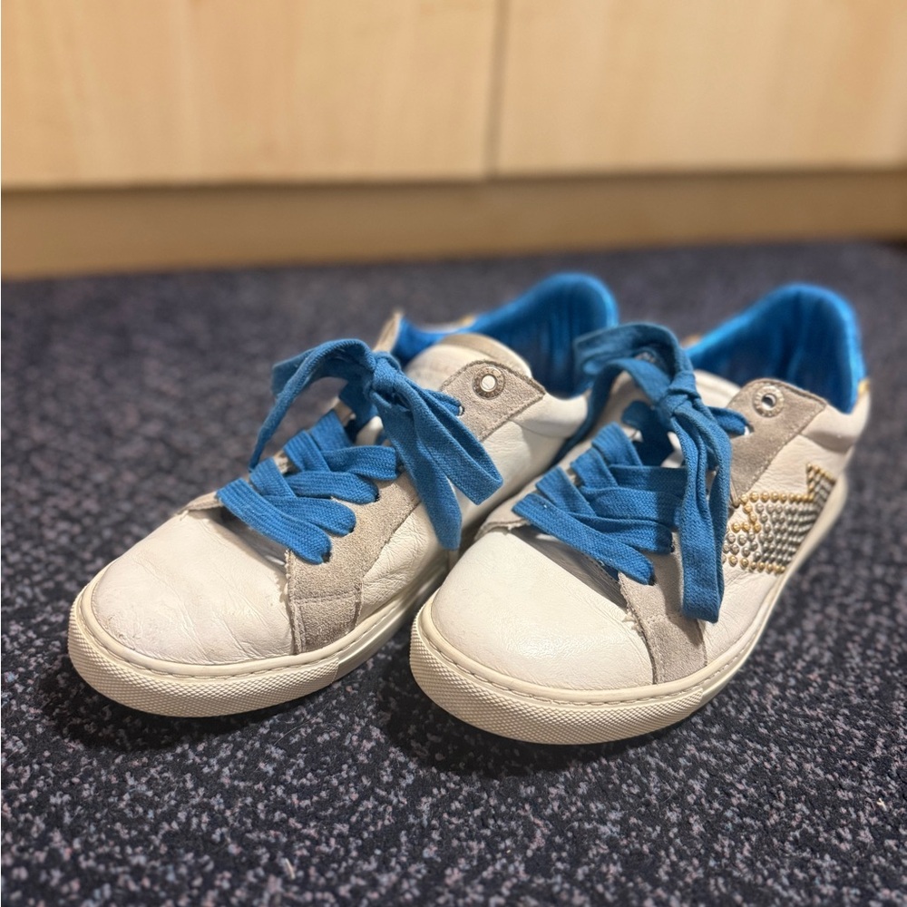 Zadig & Voltaire White Sneakers with Blue Laces and Blue Lining